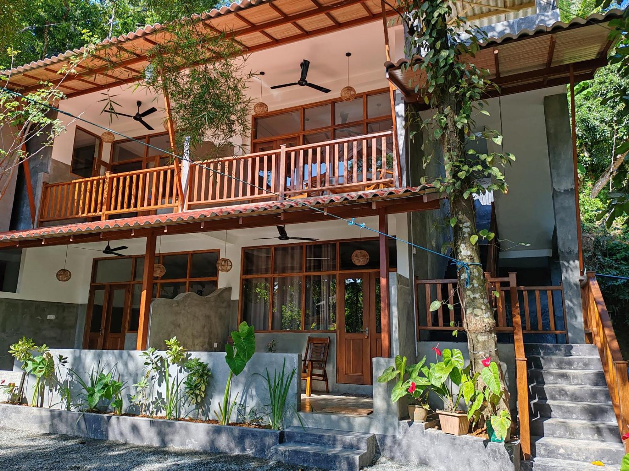 Hotel The Jungle View Mirissa Pokoj fotografie